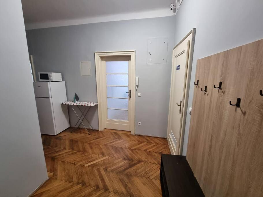 Fantastic Krk - Kr6 Room F Krakow Ngoại thất bức ảnh
